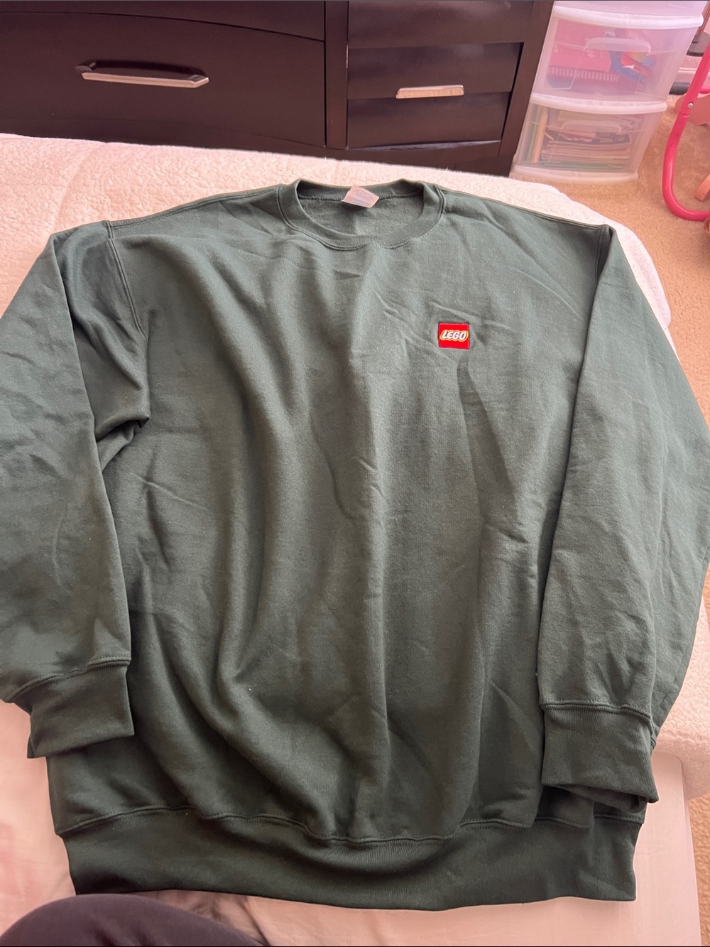 Lego Men’s Dark Green Crewneck Sweatshirt with Lego patch size XL